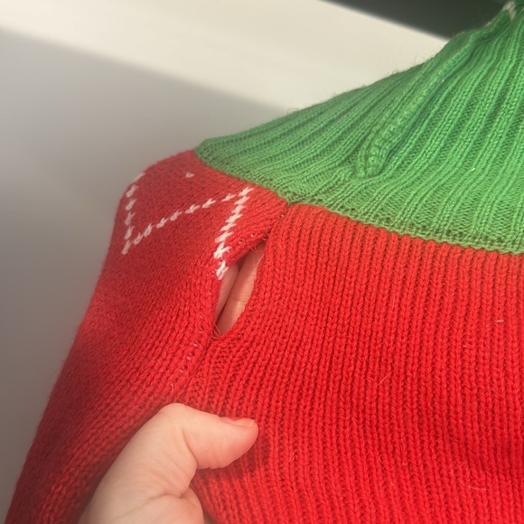 Dog Christmas sweater - Picture 3 of 3